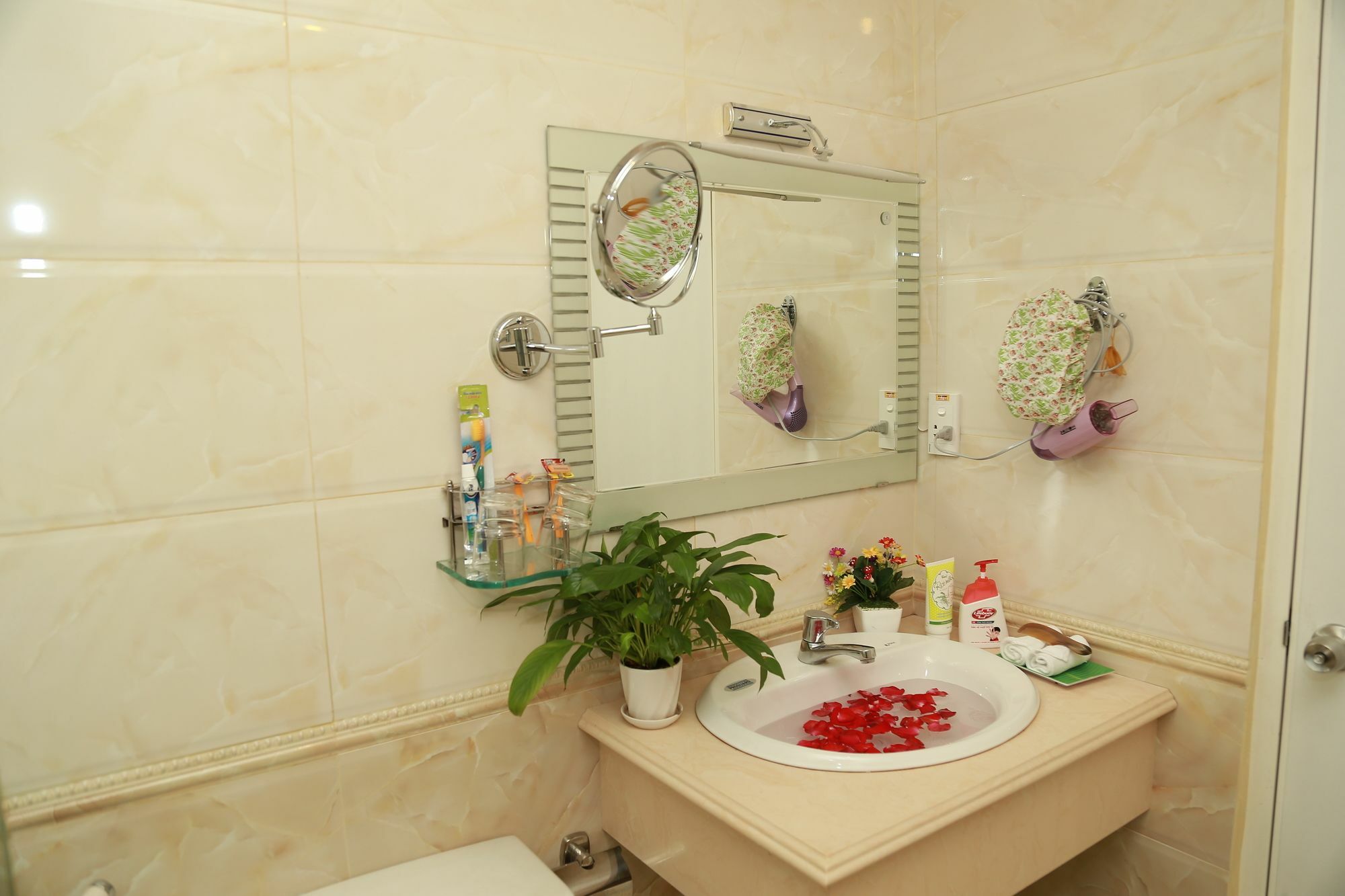 Khách sạn A25 - 19 Bùi Thị Xuân TP. Hồ Chí Minh
